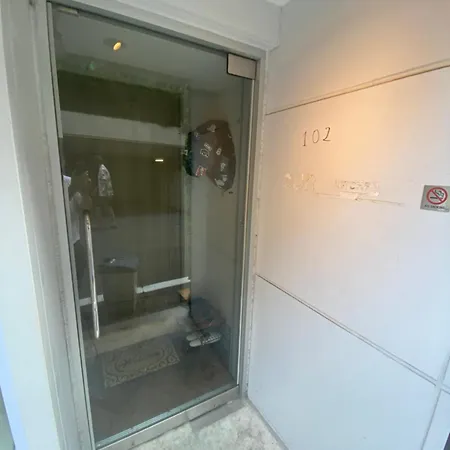 54Journey Roppongi Hostel Tokyo Exterior photo